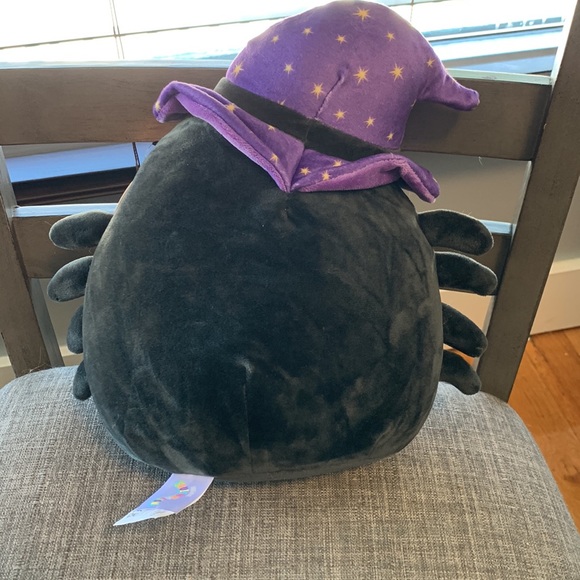 Squishmallow Bella the spider 8” plush - Picture 2 of 6